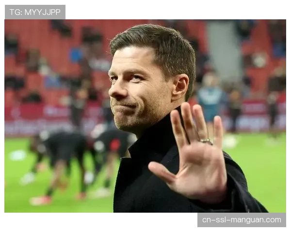 传闻拜仁接触哈维-阿隆索,其经纪人拒绝在欧冠期间评论未来